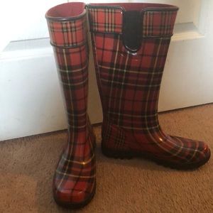 Sperry tall rain boots